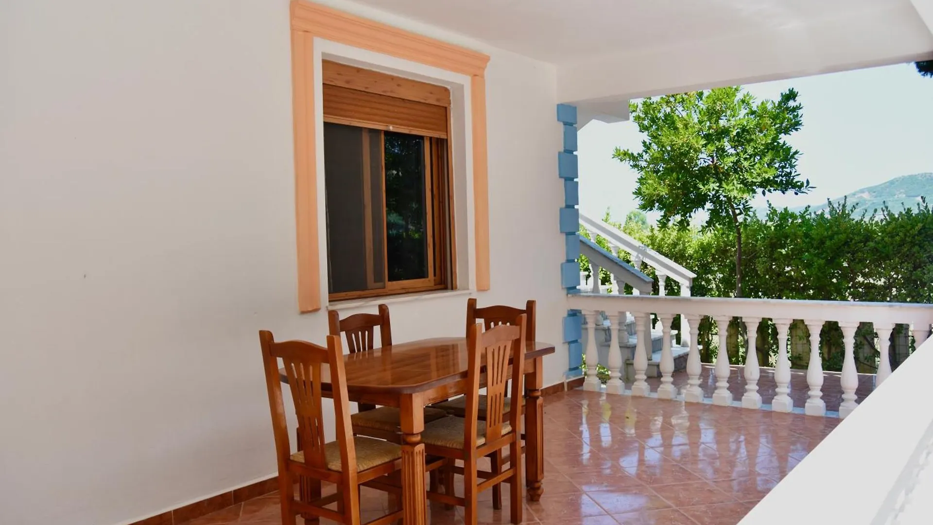 Apartment Vila Gridi- Apartamente Me Qera Spille