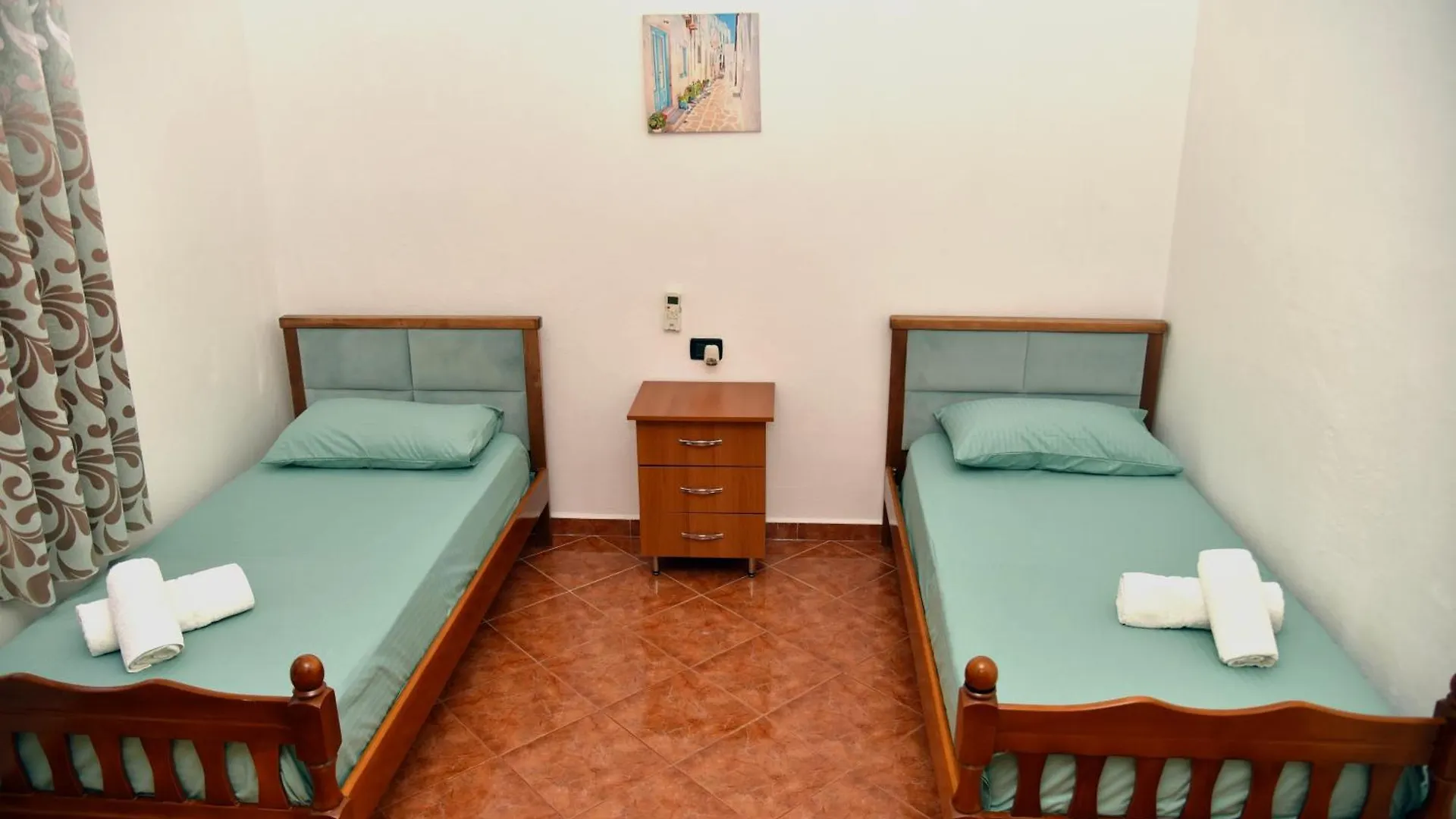 Vila Gridi- Apartamente Me Qera Spille Albania