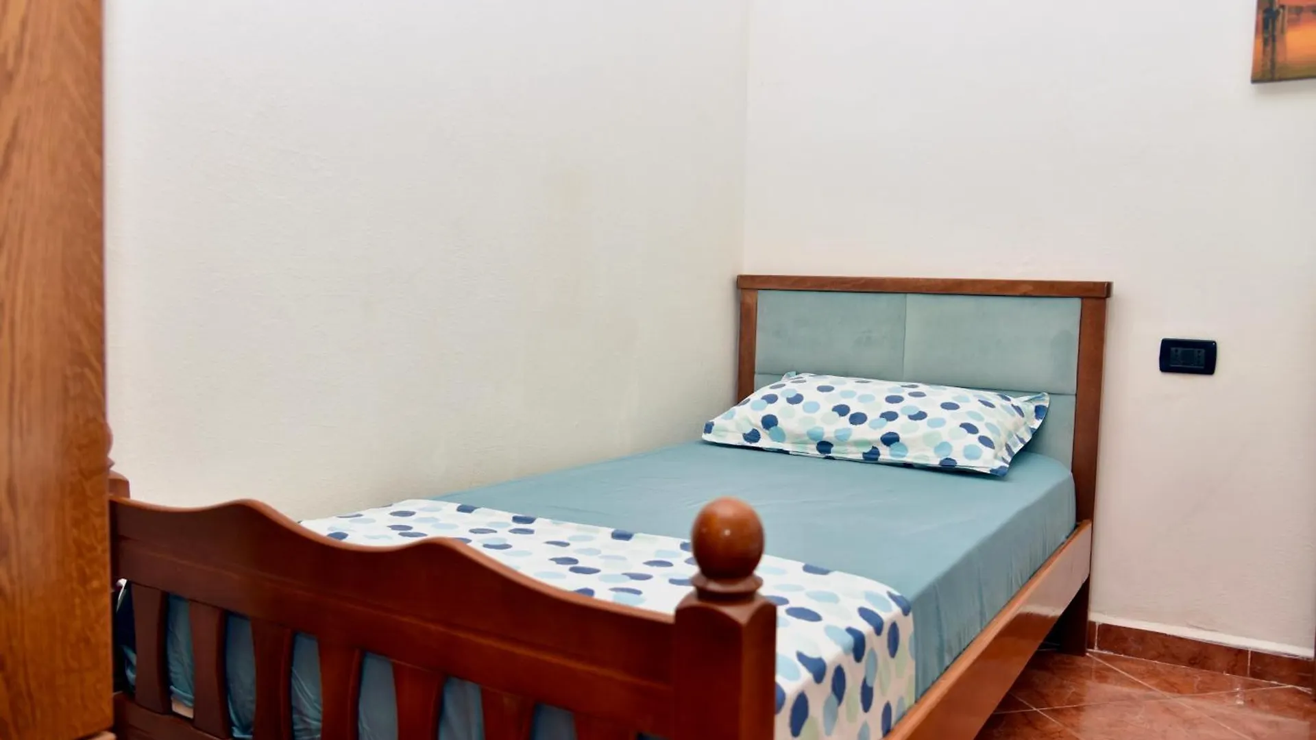 Vila Gridi- Apartamente Me Qera Spille