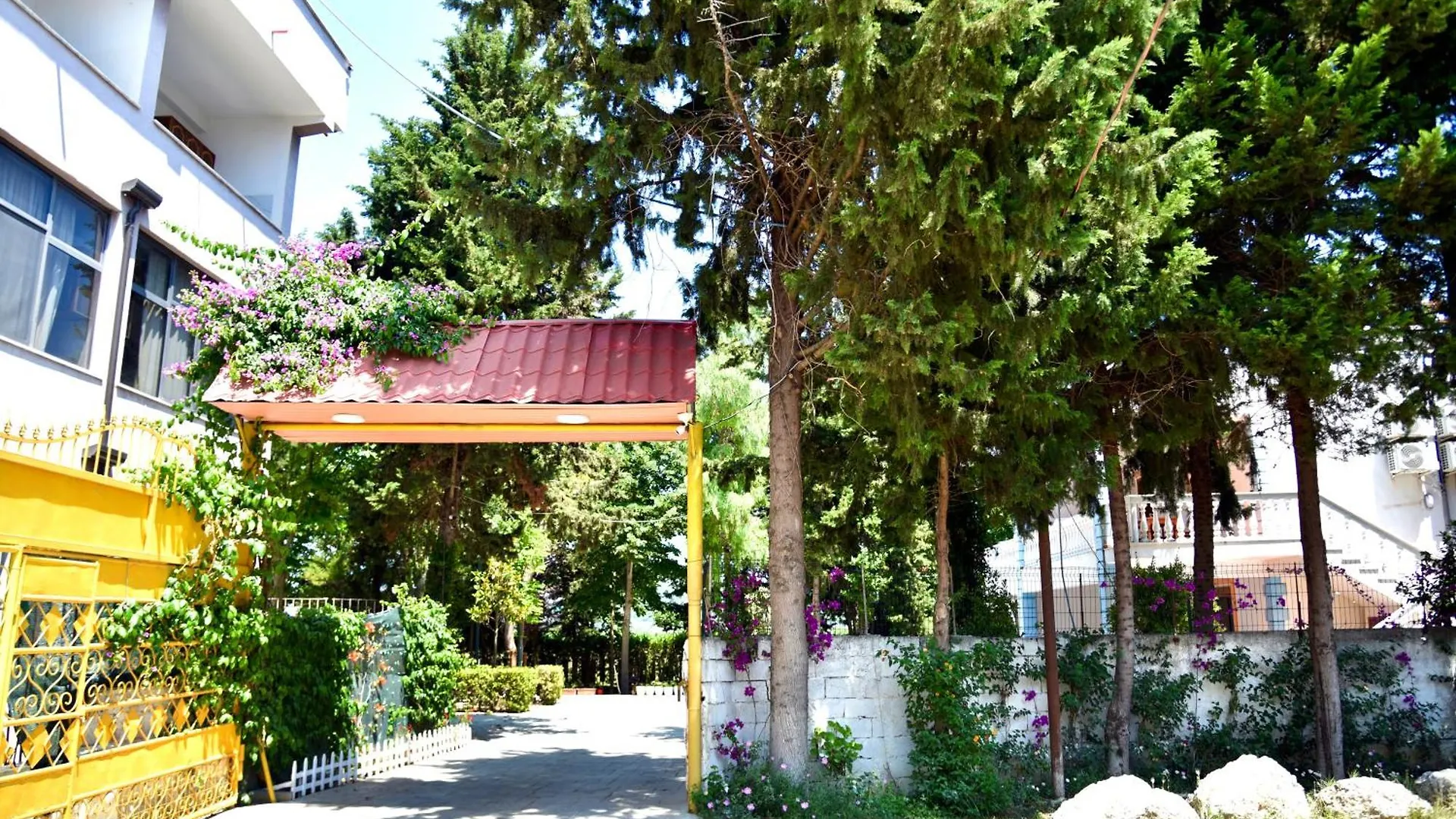 Apartment Vila Gridi- Apartamente Me Qera Spille