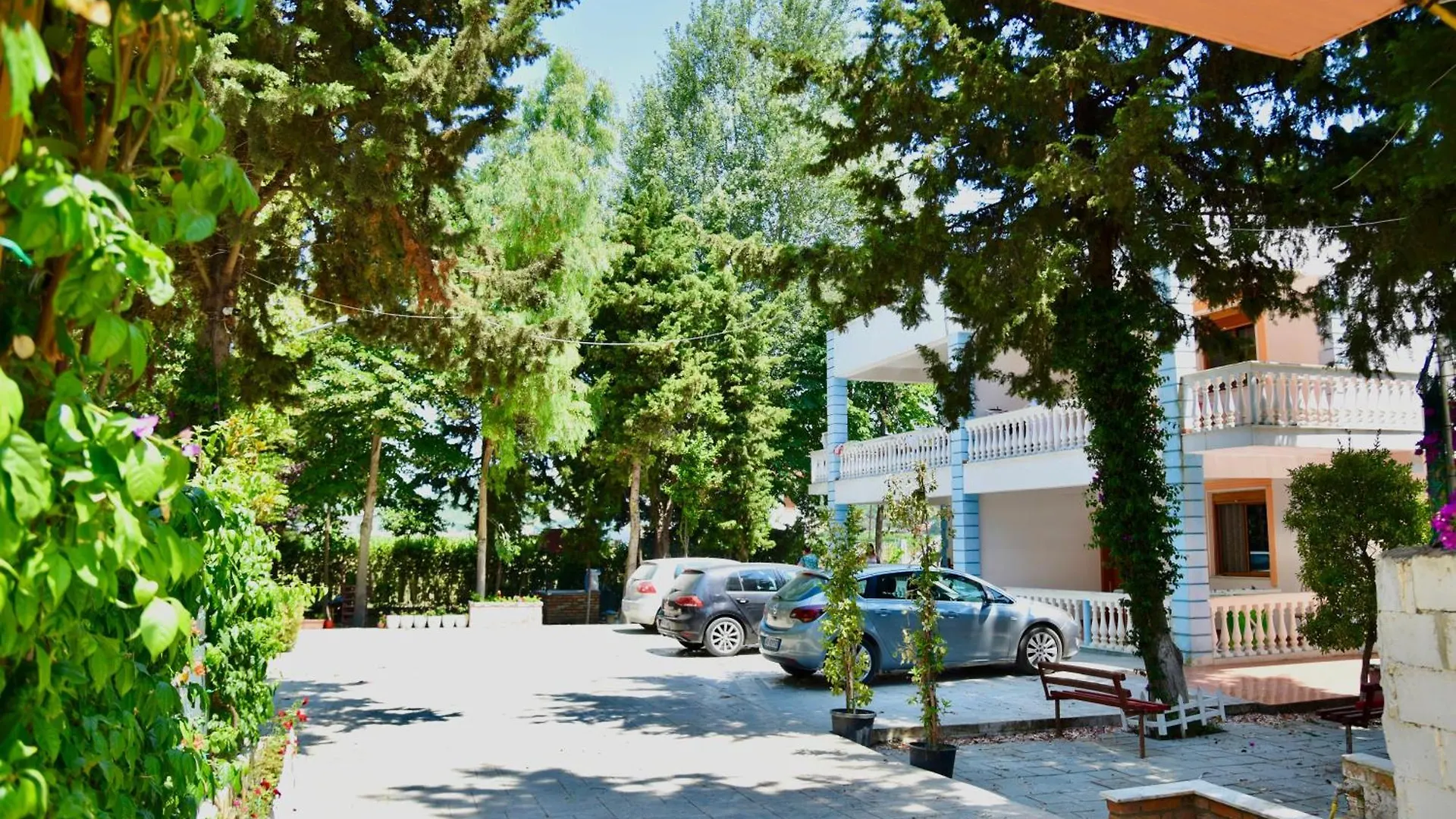 Vila Gridi- Apartamente Me Qera Spille