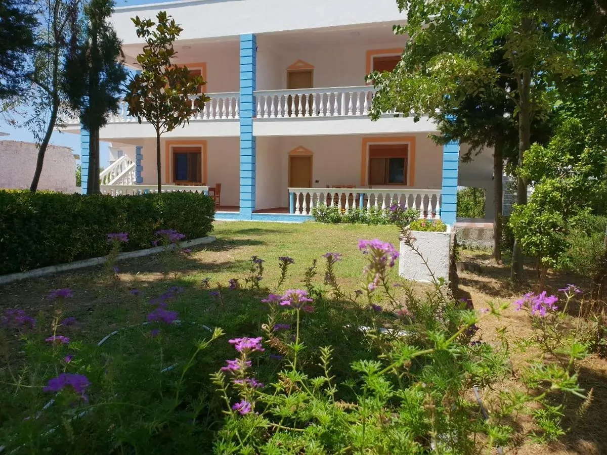 Apartment Vila Gridi- Apartamente Me Qera Spille Albania