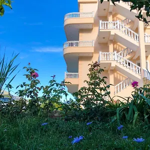 Lumra Apartment