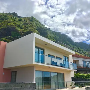 Ponte House Ferienhaus Porto Moniz